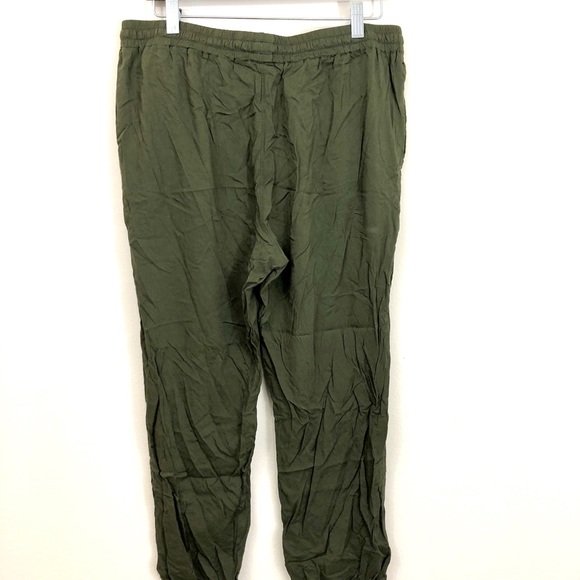 3/$23 Army Green Joggers Size XL - Picture 7 of 7